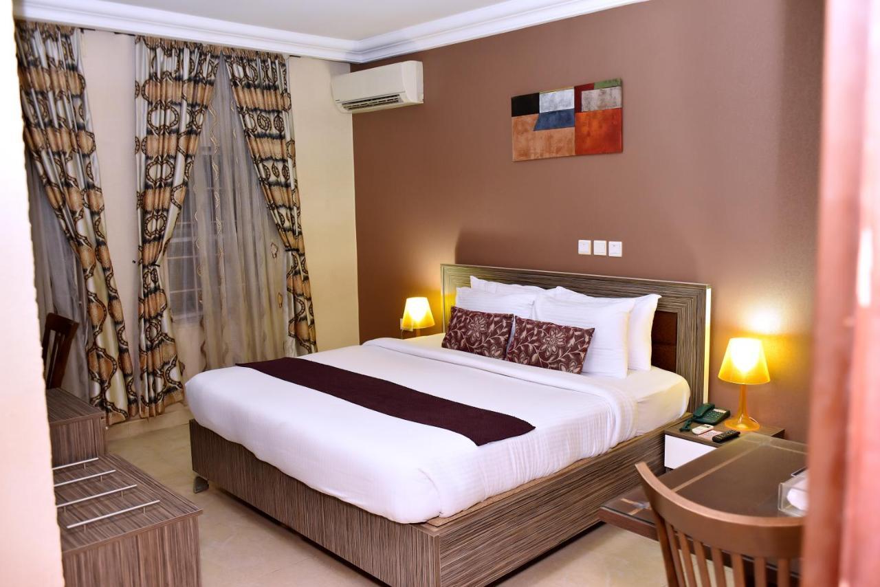 Serendib Hotels Abuja Buitenkant foto